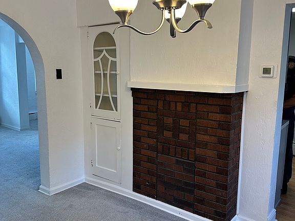 4th image of 17 Southern Ave Floor 2