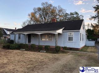 218 E Melrose St, Mullins, SC 29574