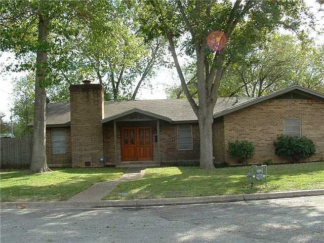 1st image of 603 Cypress St