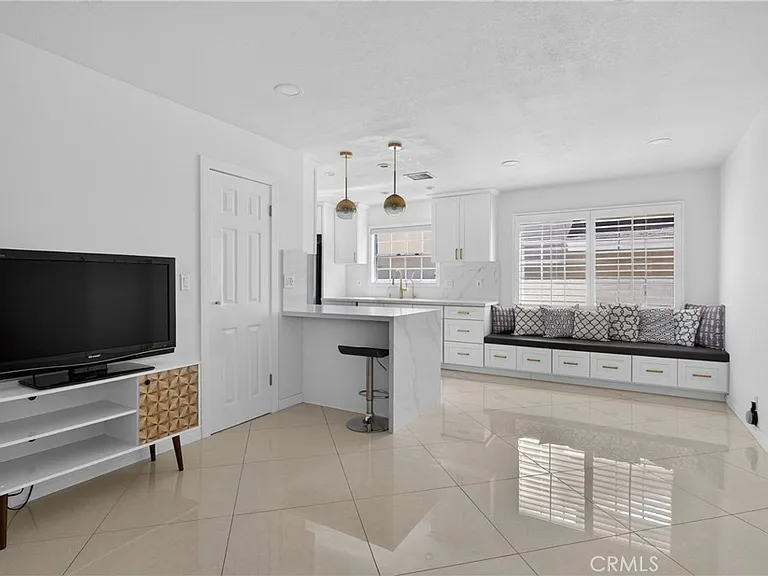 4641 Newman Ave — Photo 17