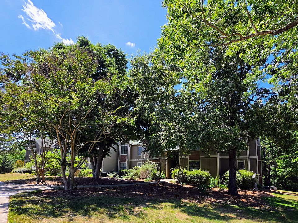 1st image of 3803 Chimney Ridge Pl APT 4