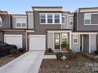 3132 Hutton Gardens Ln, Charlotte, NC 28269