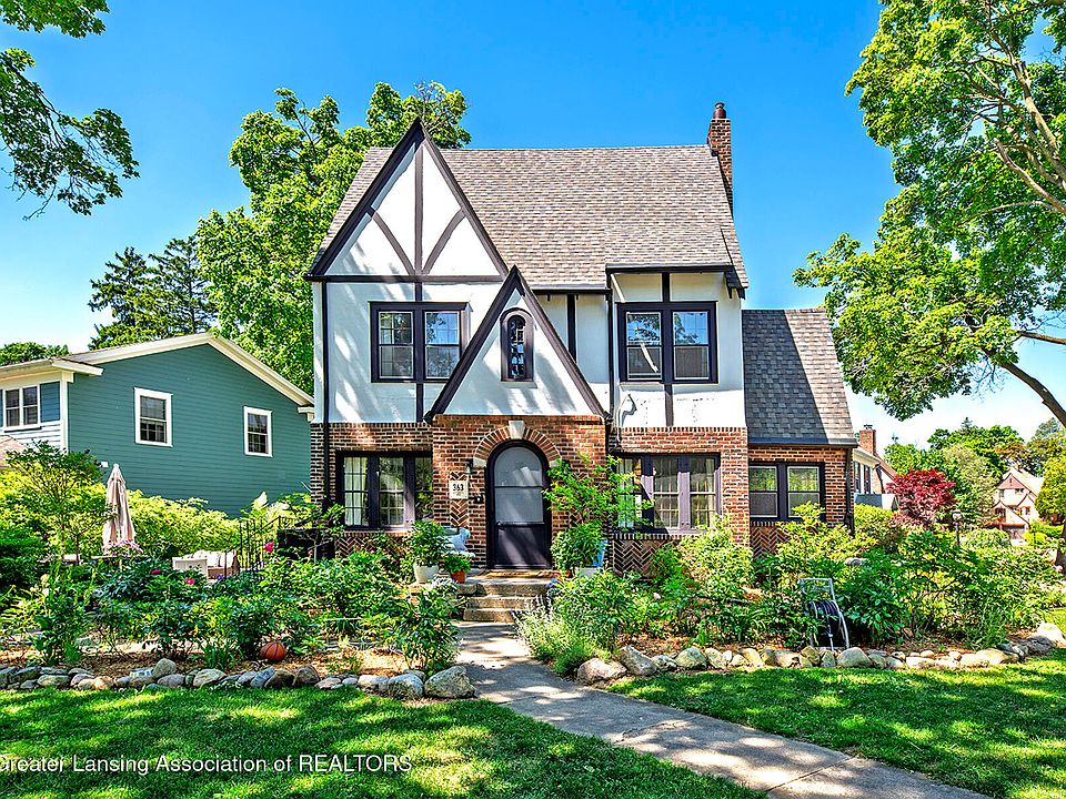 1st image of 363 University Dr