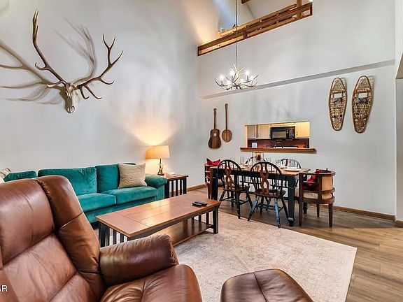 4th image of 1235 Ski Mountain Rd APT 625