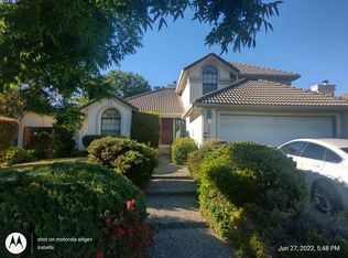 1221 Lerma Ln, Gilroy, CA 95020