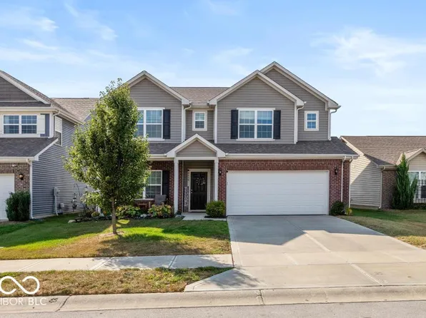 2490 Bridlewood Dr, Franklin, IN 46131