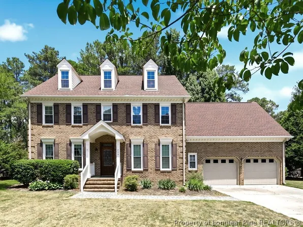 224 Shawcroft Rd, Fayetteville, NC 28311
