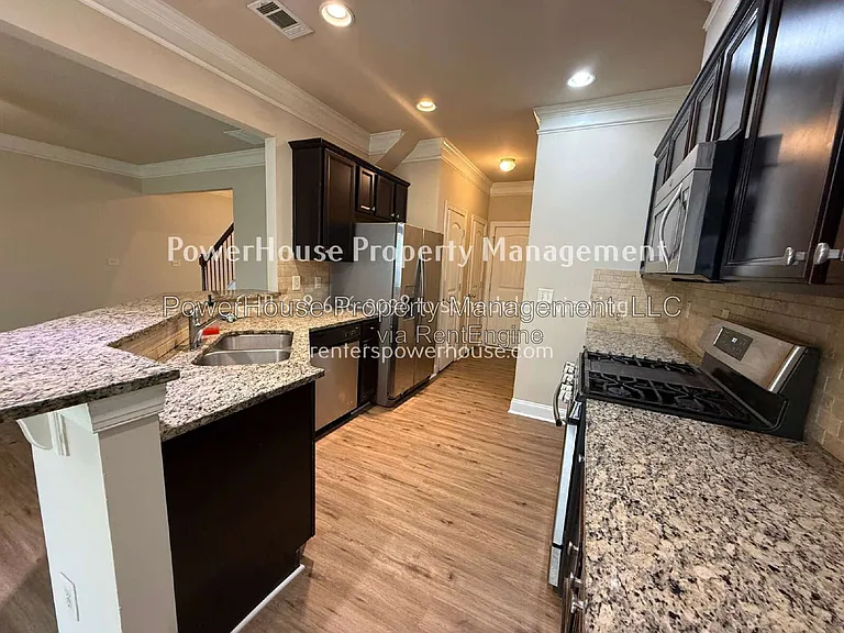 1045 Township Cir — Photo 12