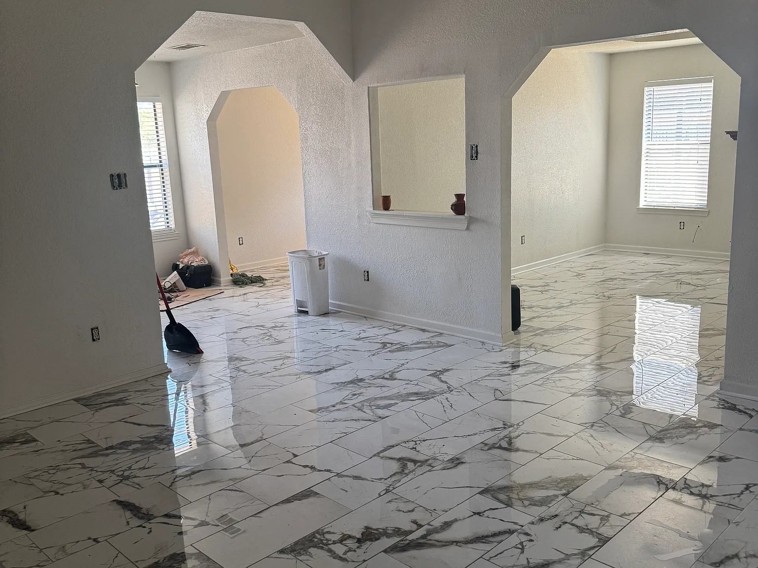 4 bed, 1965 sqft, $1,650 — Photo 2