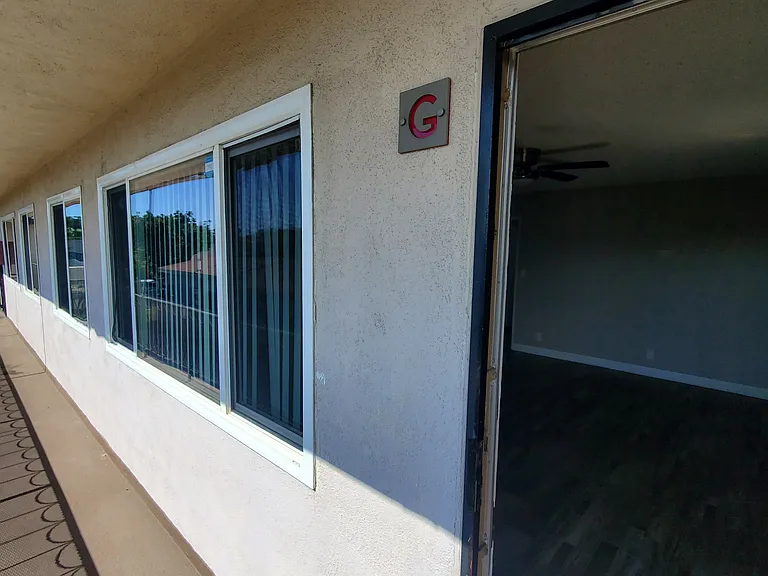 9328 Elizabeth Ave #G — Photo 17