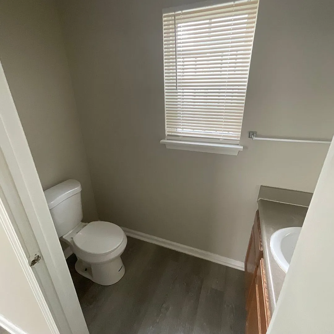 3 Bed 1.5 bath Home for Rent — Photo 4