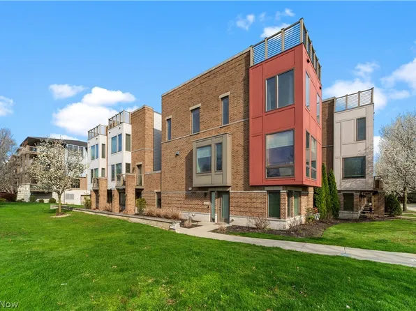 1421 Slate Ct, Cleveland, OH 44118