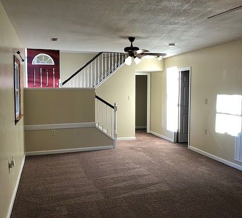 2nd image of 688 Folin Ct