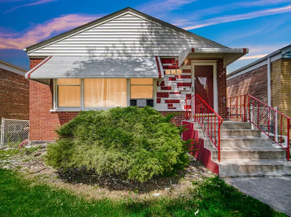 12328 S Honore St, Calumet Park, IL 60827