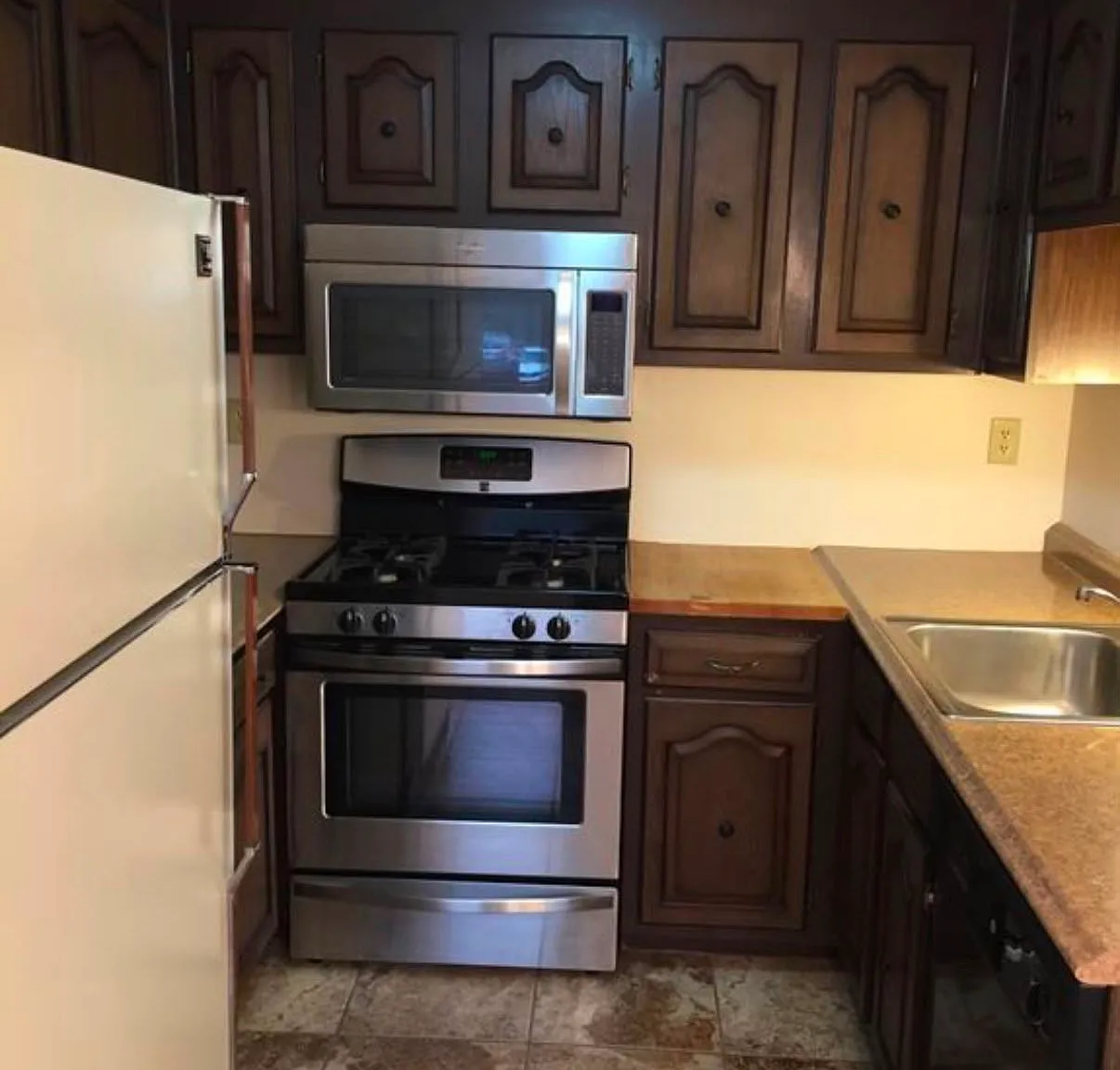458 Hunting Creek Rd — Photo 3