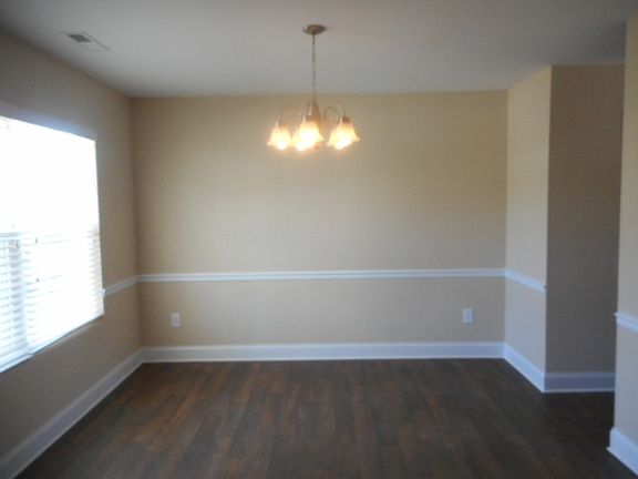 2nd image of 2031 Briar Run Dr