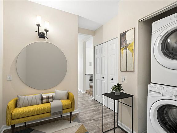2nd image of 1111 S Wabash Ave APT 1110