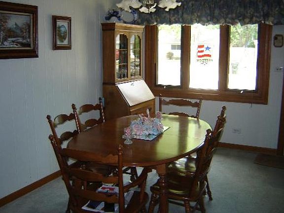 3rd image of 185 Maricopa Ln