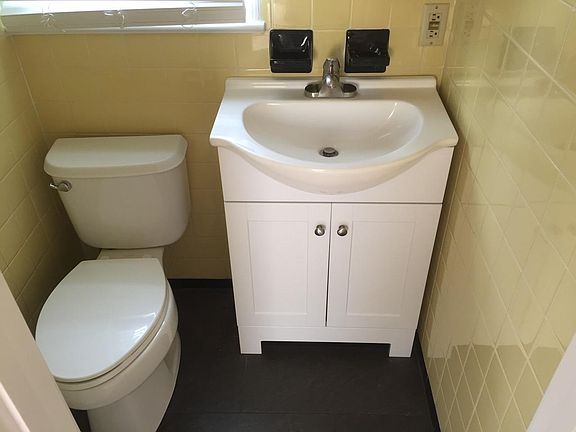 4th image of 317 27th St #1