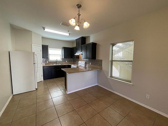 4th image of 5402 Marcella Ave APT 102B