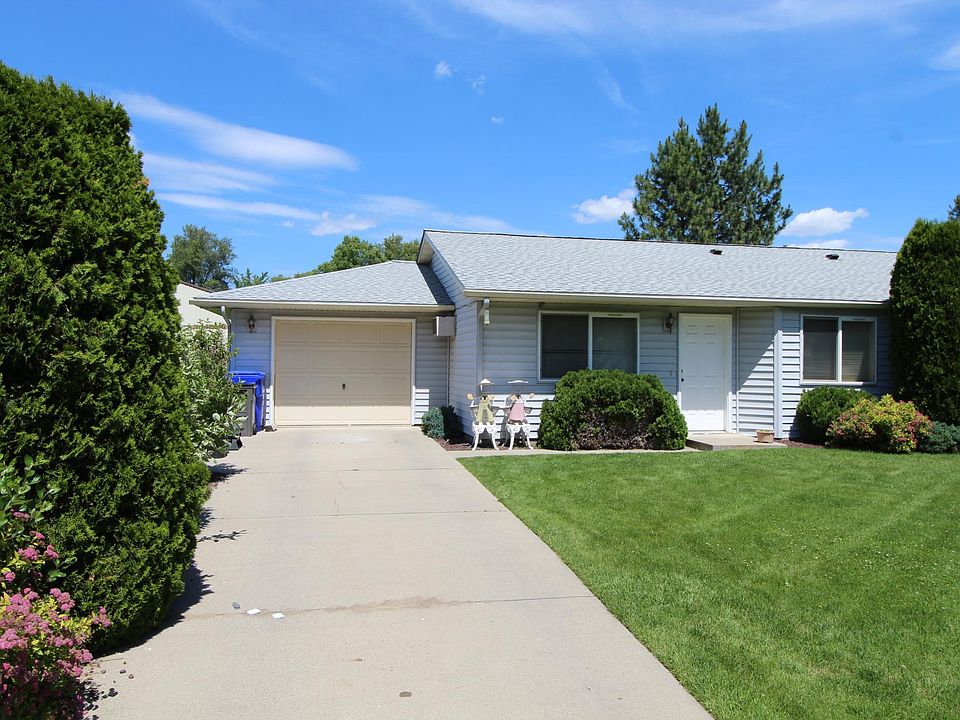 2nd image of 3513 E 2nd Ct #A
