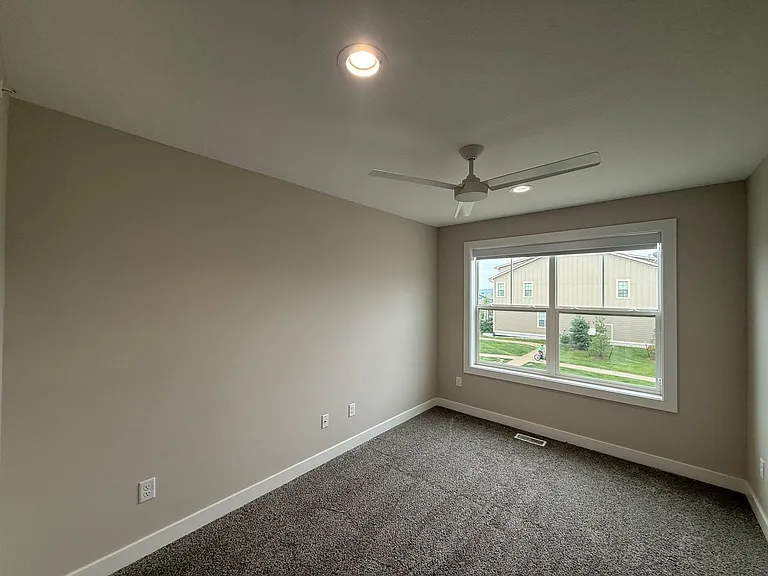 10101 Stark Dr — Photo 14