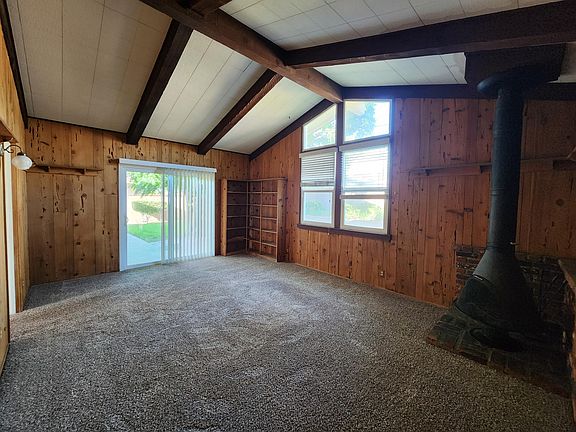5th image of 44548 Leatherwood Ave