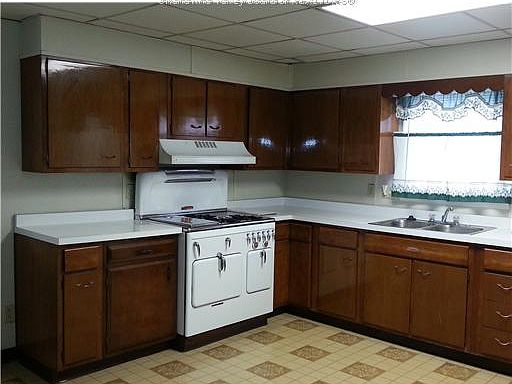 5th image of 5607 Staunton Ave SE