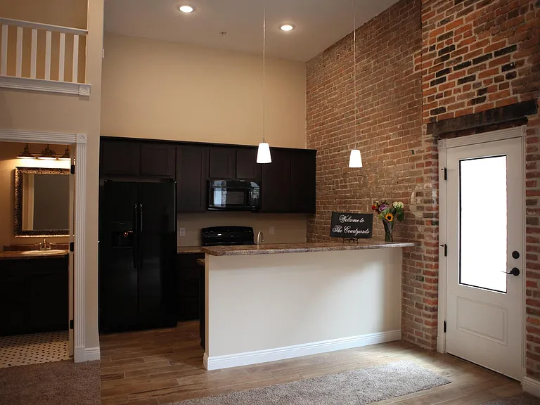 $995 for this loft
