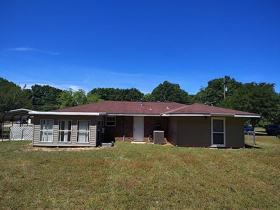 3rd image of 3306 Cathy Lou Rd
