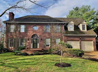 9707 Cymbal Dr, Vienna, VA 22182