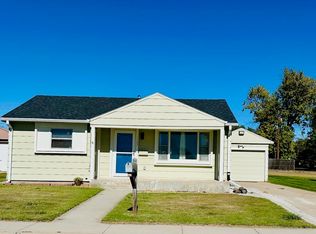 1107 Robin Ln, Ogallala, NE 69153