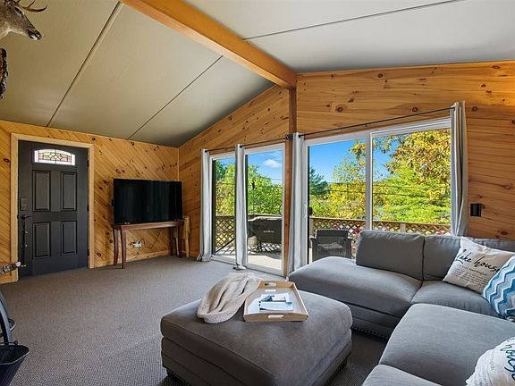 2nd image of 6384 Lakeshore Dr E