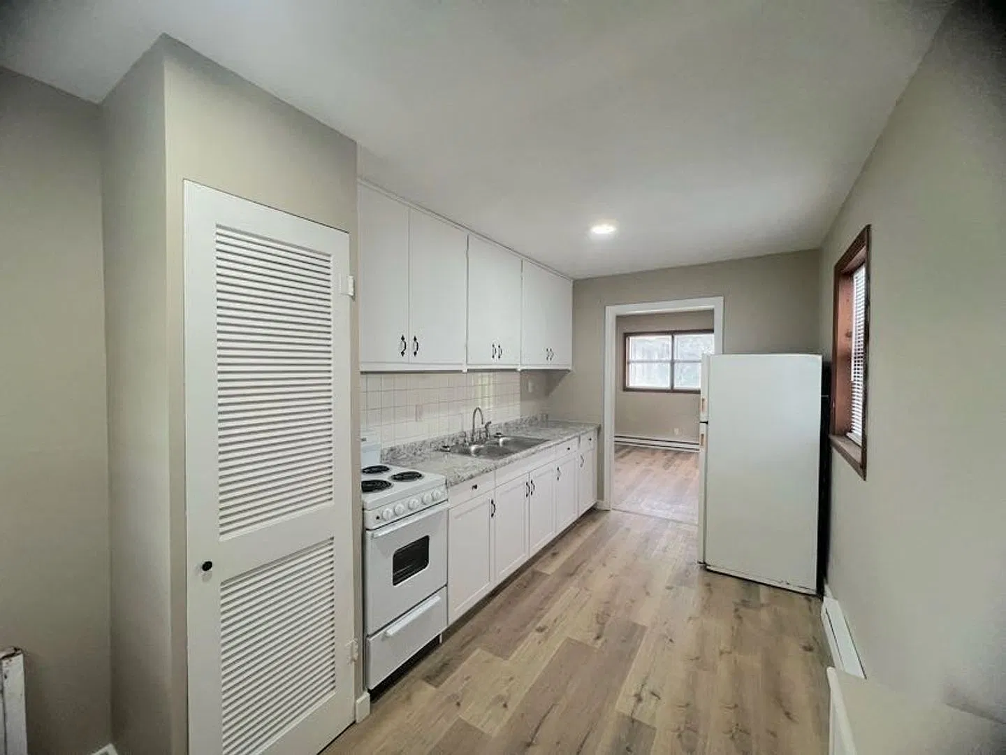 Newly Renovated Duplex! — Photo 4