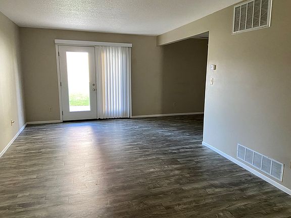 2nd image of 605 Woodwind Ct
