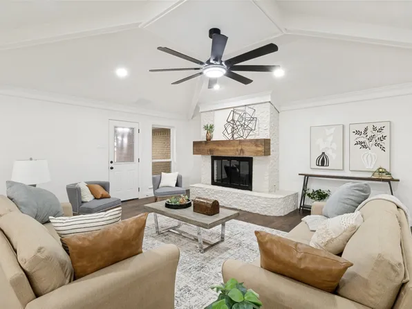 9552 Timberleaf Dr, Dallas, TX 75243