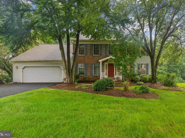 6620 White Post Rd, Centreville, VA 20121