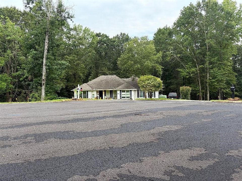 1st image of 104 Lichelle Ct
