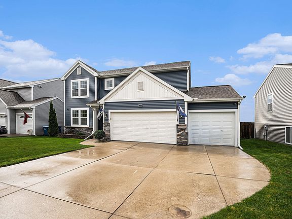 2nd image of 1033 Odell Farm Ln