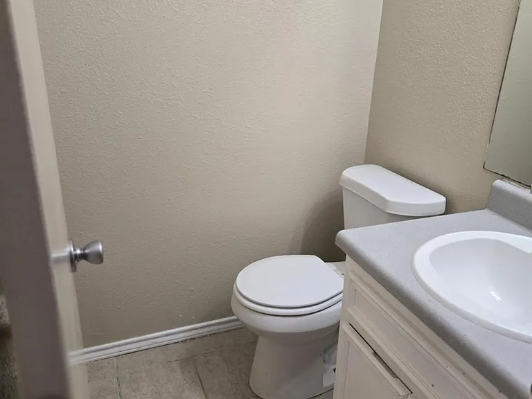 2209 Creekside Ln #C — Photo 4