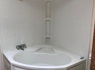 3408 Watermill Ln, Carleton, MI 48117