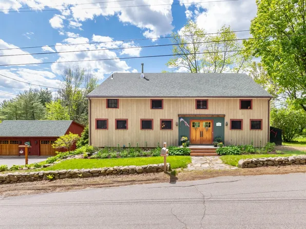 65 College Road, Center Harbor, NH 03226