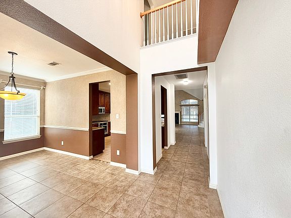 5th image of 5721 Windmere Ln