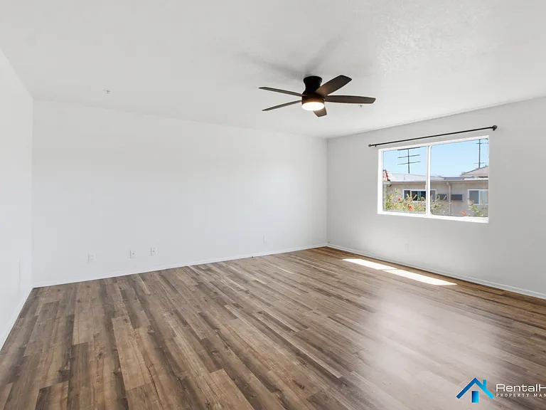 11044 Acama St #203 — Photo 14
