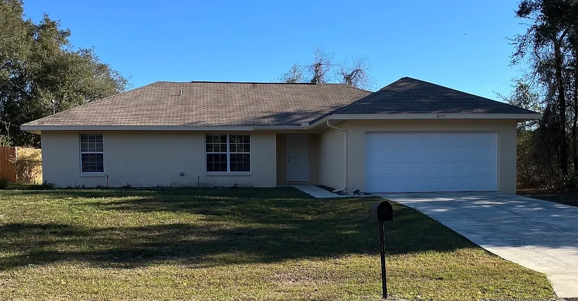 8079 N Hillview Cir — Photo 2