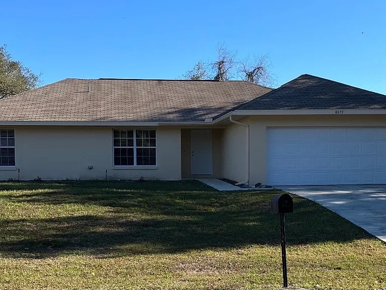 8079 N Hillview Cir — Photo 2