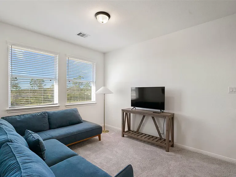 648 Silver Pear Ct — Photo 8