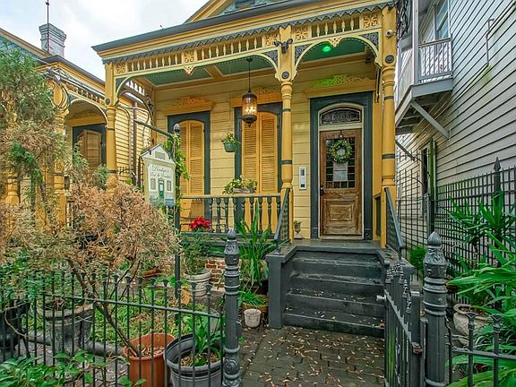 2nd image of 1211 Governor Nicholls St