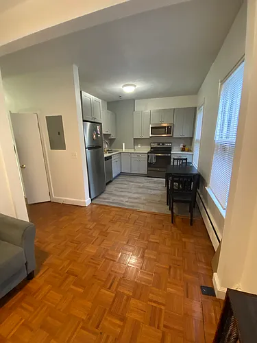 20 Hanson St #4 Photo 1