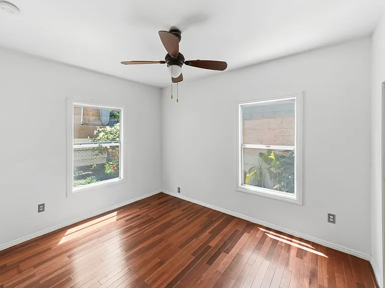 1427 N Kingsley Dr #108 — Photo 9